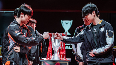 [LMHT] Gen.G Đánh Bại HLE 2-0 Khiến Cộng Đồng LPL Lo Lắng Về Khoảng Cách Với LCK