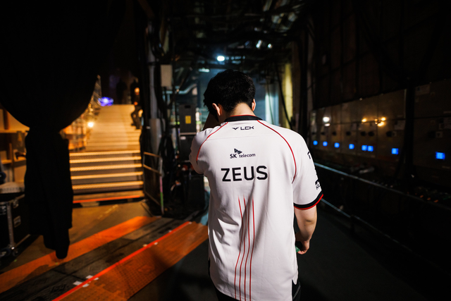 Có lẽ đã đến lúc nên chấm dứt viễn cảnh "Zeus về lại T1"- Ảnh 1.