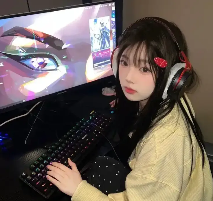 [VALORANT] Nữ streamer "Chú Cừu Nhỏ" với 1 triệu follow bị bóc phốt là sử dụng clip dàn dựng